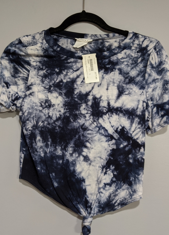 NWT Mystique boutique tie dye cropped top